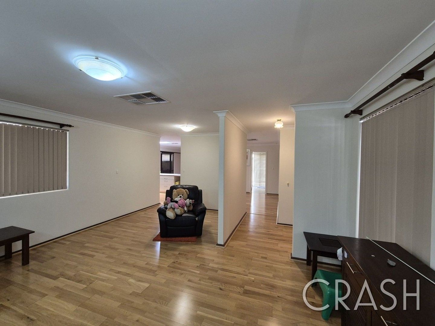 4 bedrooms House in 140 Morley Drive EDEN HILL WA, 6054