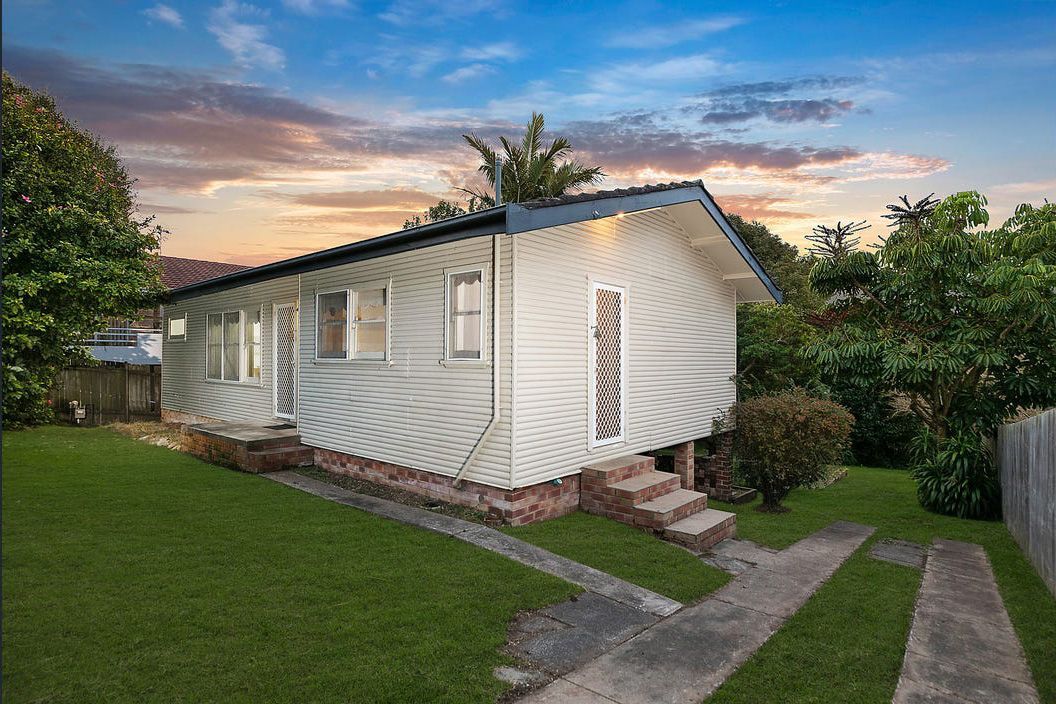 2 bedrooms House in 49 Havenview Road TERRIGAL NSW, 2260