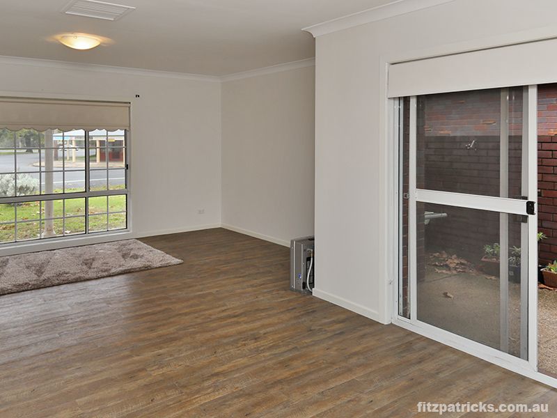 4 Albury Street, Wagga Wagga NSW 2650, Image 1