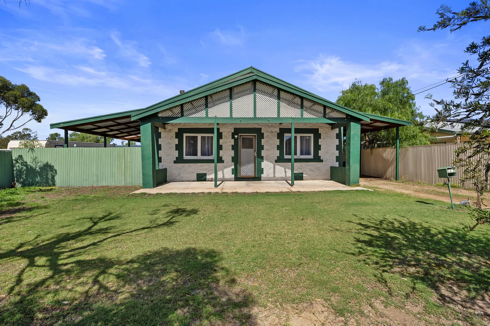 18 Second Avenue, Tailem Bend SA 5260