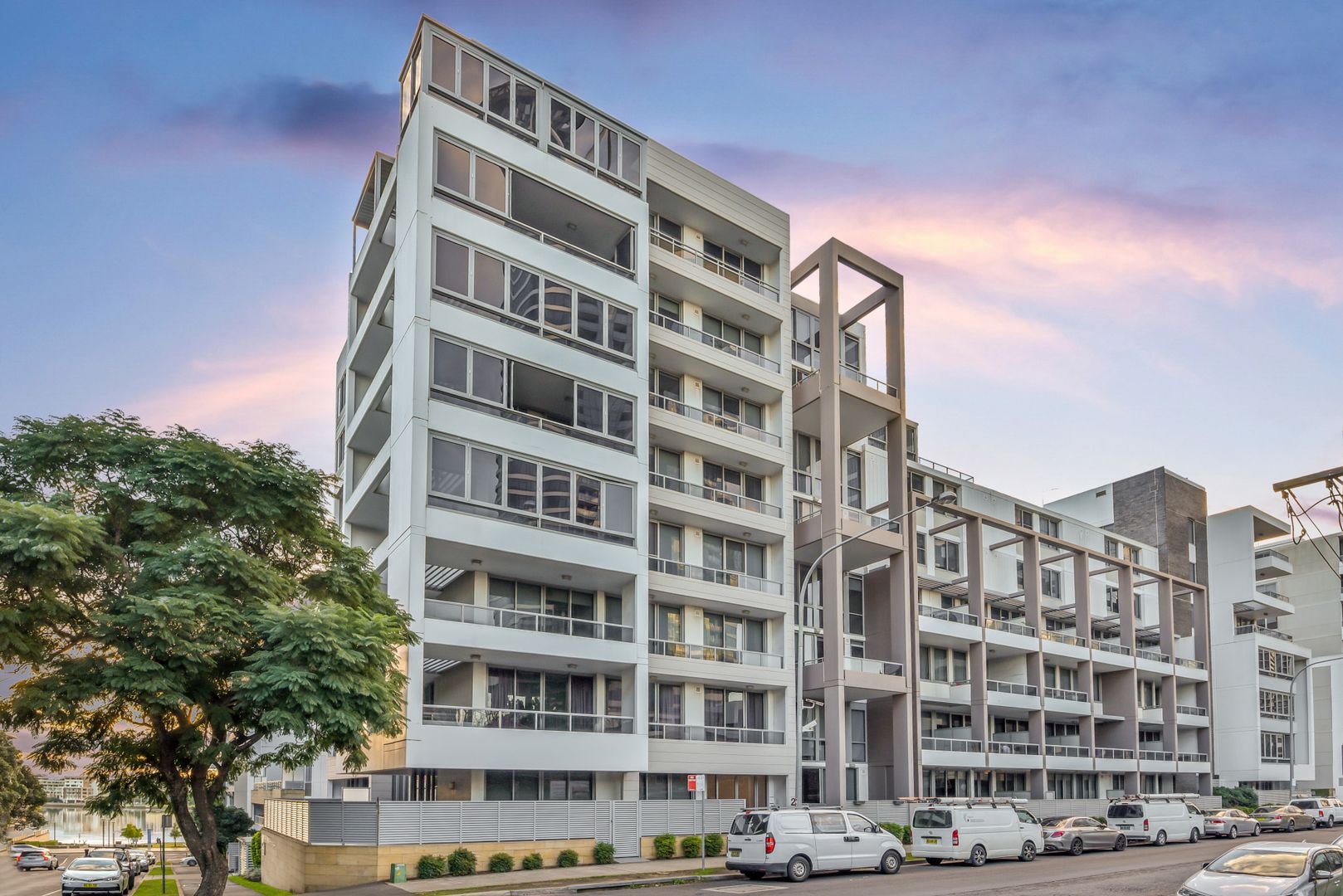 2 bedrooms Apartment / Unit / Flat in 838/2 Marquet St RHODES NSW, 2138