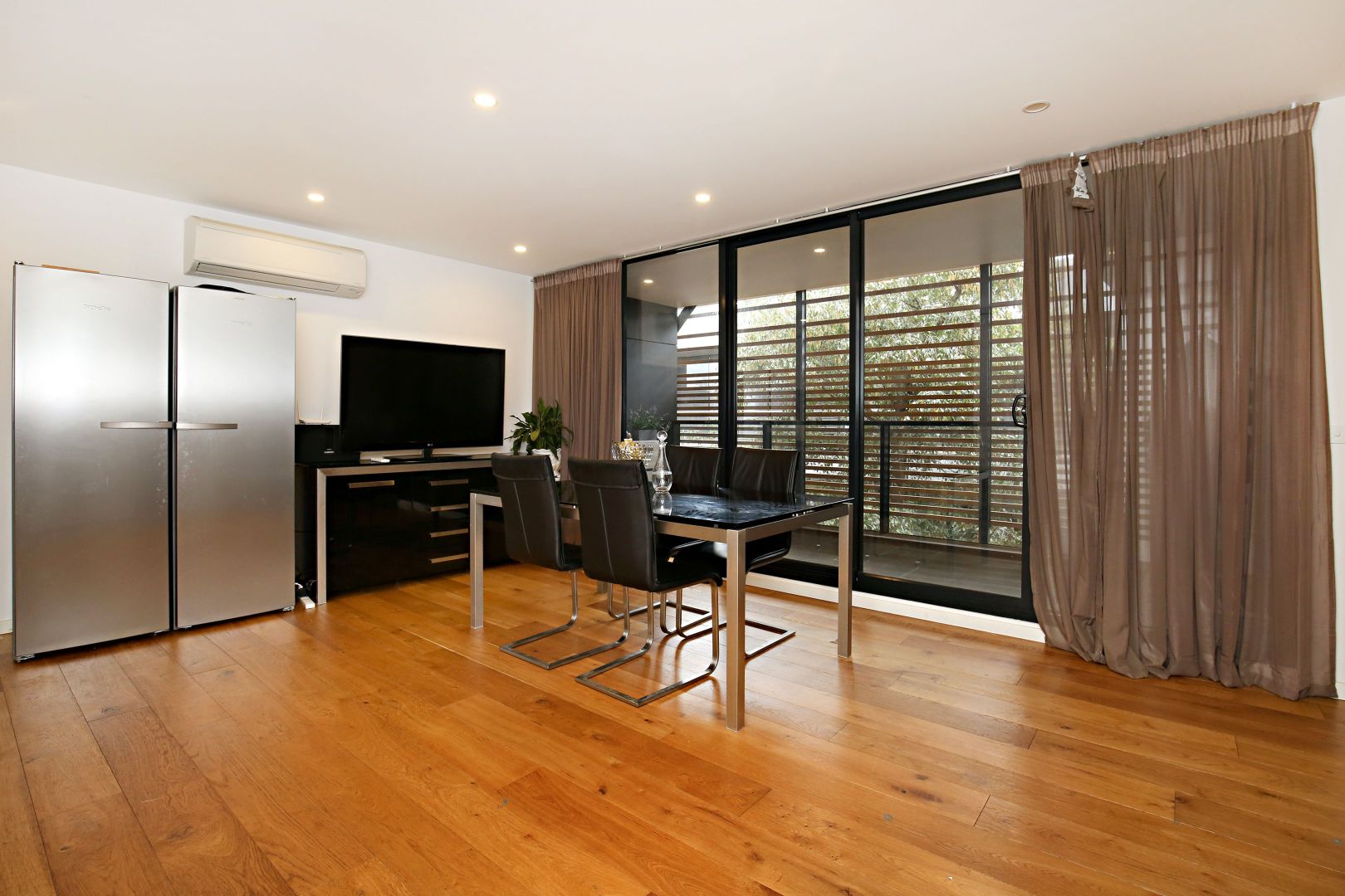 205/77 High Street, Kew VIC 3101, Image 2