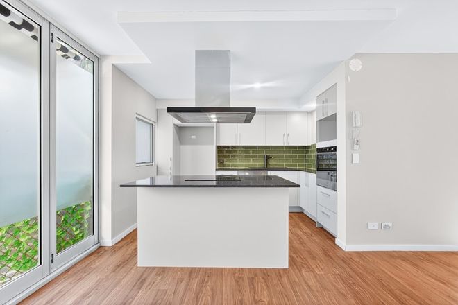 51/21 Quinton Street Kangaroo Point 4169 - Image 3