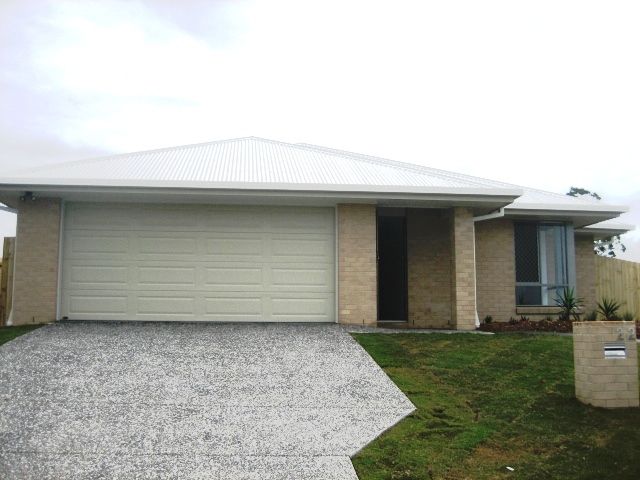 4 bedrooms House in 22 Soward Court MORAYFIELD QLD, 4506