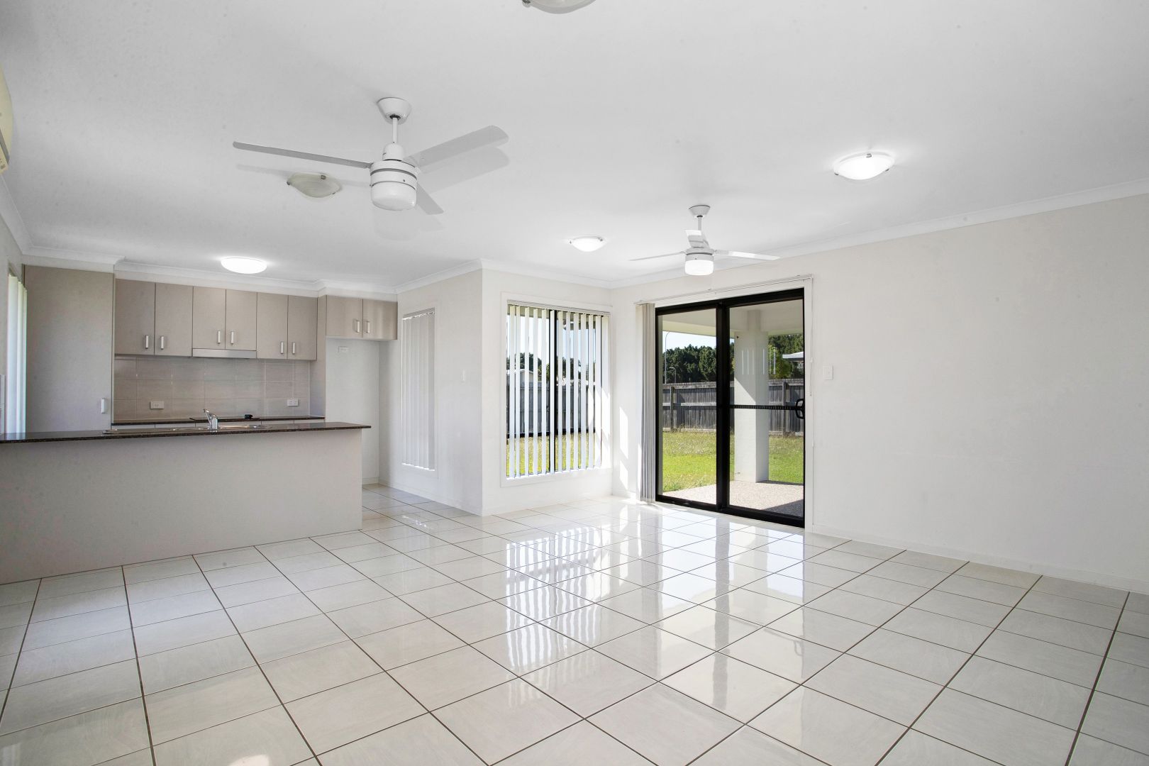 91 Mansfield Drive, Beaconsfield QLD 4740, Image 2