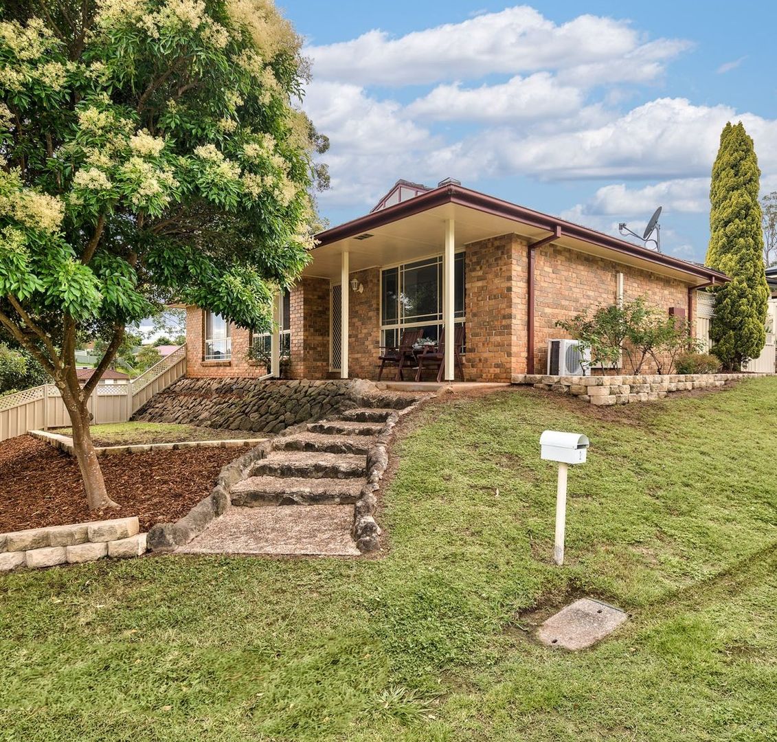 1 Lipton Close, Woodrising Property History & Address Research Domain