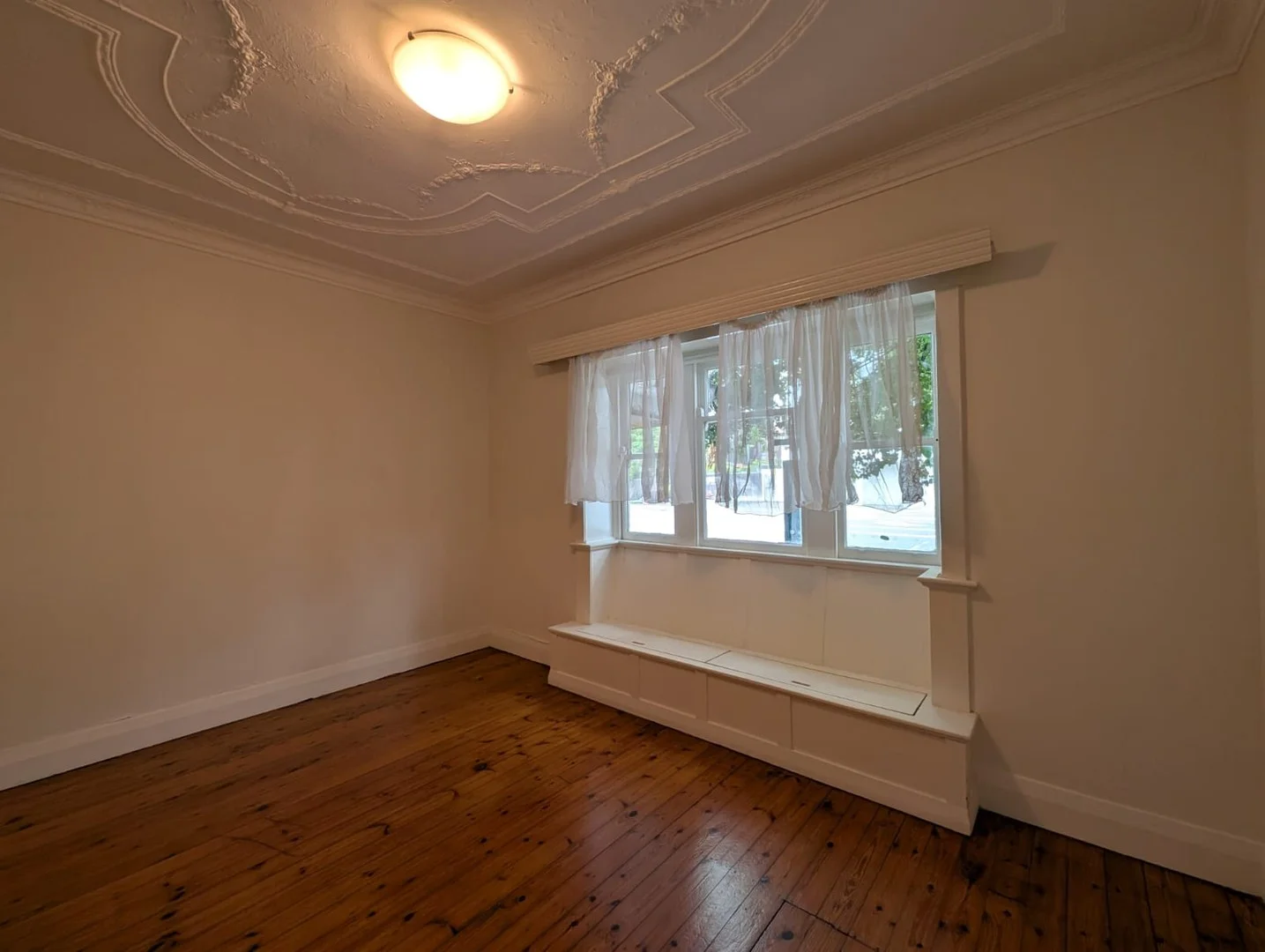 Primary image of 1/151 Todman Avenue, Kensington NSW 2033