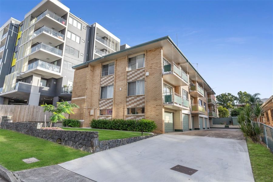2 bedrooms Apartment / Unit / Flat in 4/12 Isedale Street WOOLOOWIN QLD, 4030