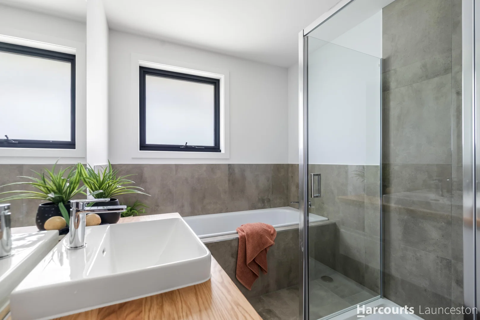 Additional image 8 of 8/108 Pomona Road, Riverside TAS 7250