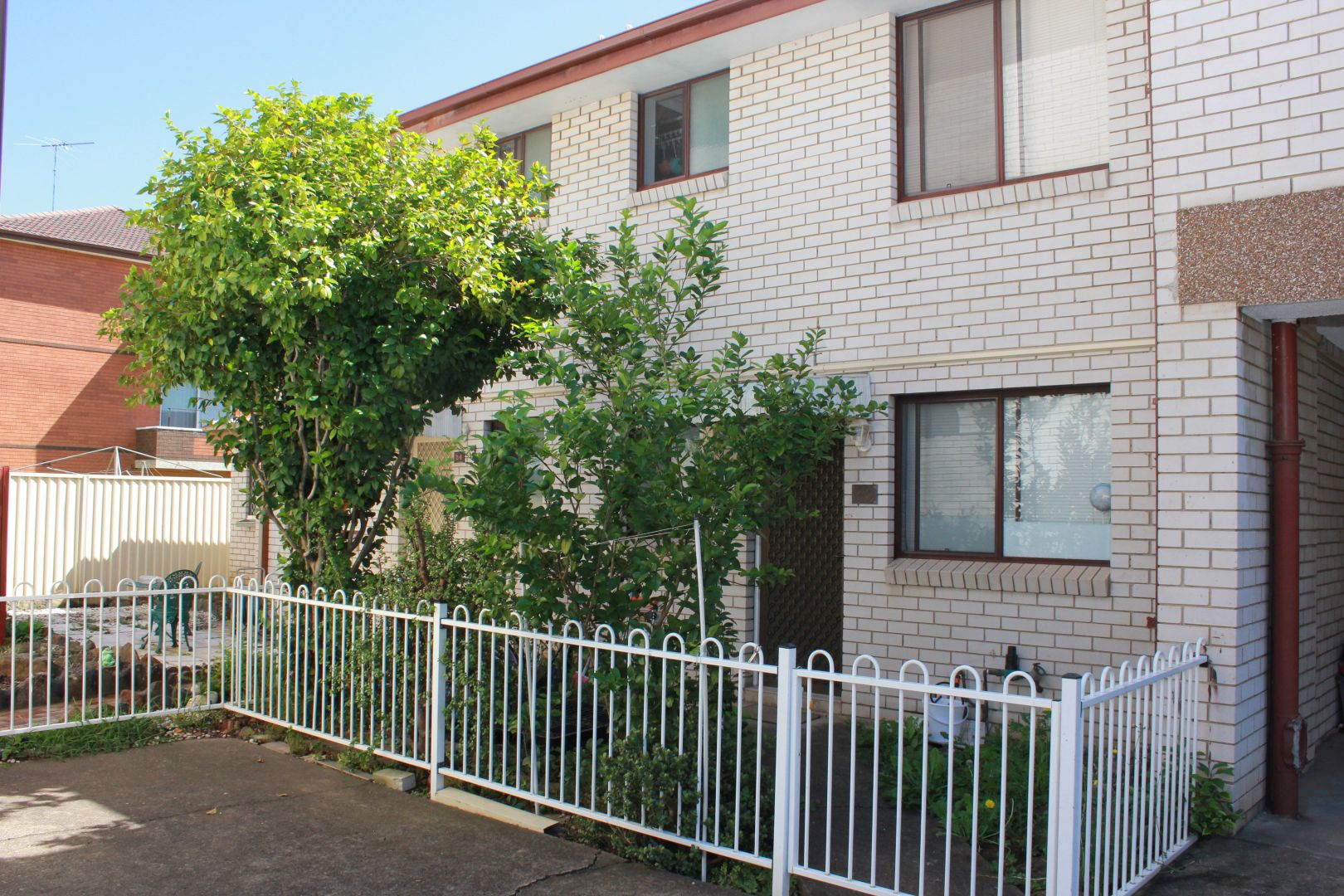 25/6-8 Clifford Avenue, Canley Vale NSW 2166