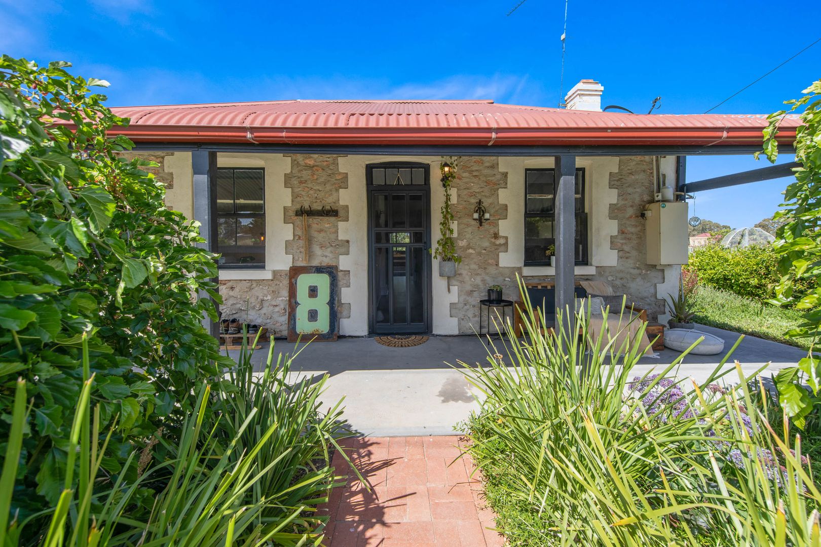 8 Marrabel Road, Saddleworth SA 5413, Image 1