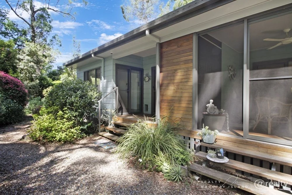 Additional image 2 of 9-17 Cabriolet Crescent, Macleay Island QLD 4184