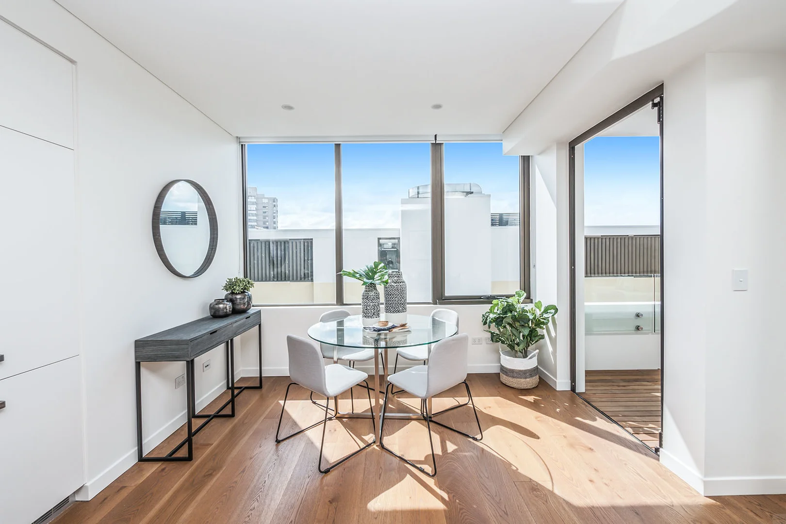 Additional image 3 of 502/140 Military Road, Neutral Bay NSW 2089