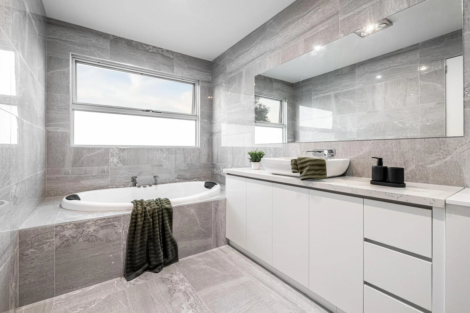 Additional image 9 of 14 Oakbank Grove, Pascoe Vale VIC 3044