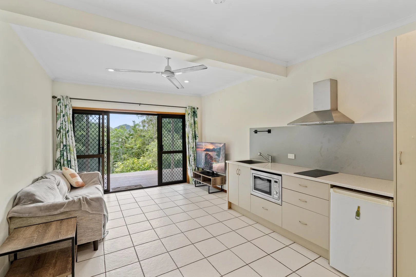 Additional image 17 of 32 Jarda Street, Smithfield QLD 4878