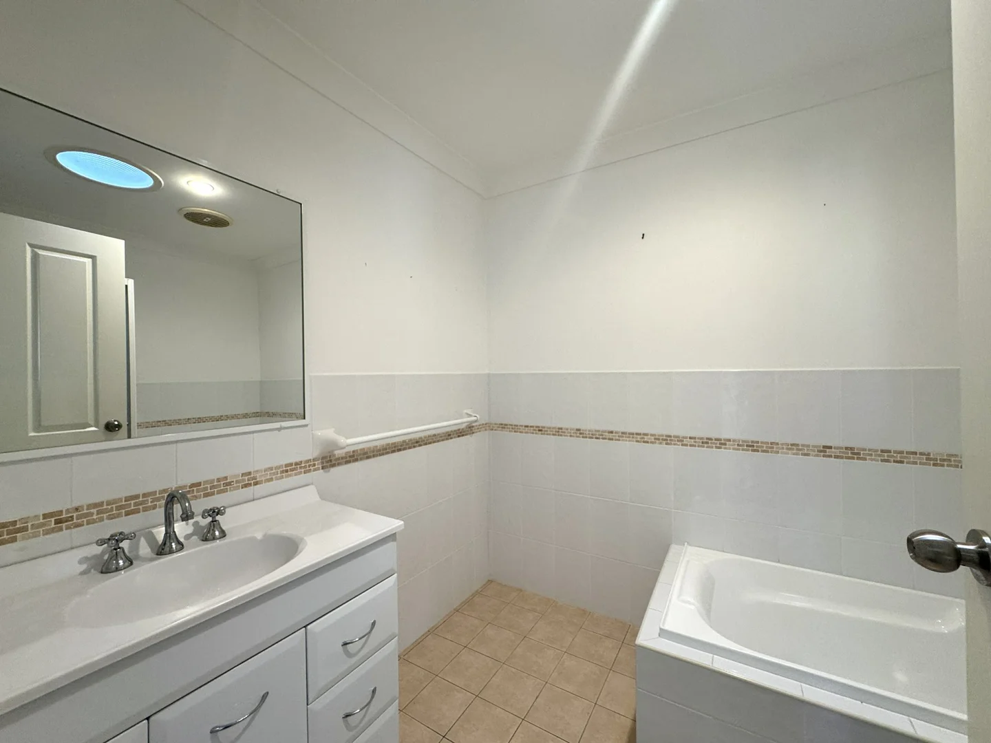 Additional image 9 of 1/26 Ivy Crescent, Old Bar NSW 2430