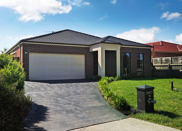 19 Vernon Close, New Gisborne VIC 3438