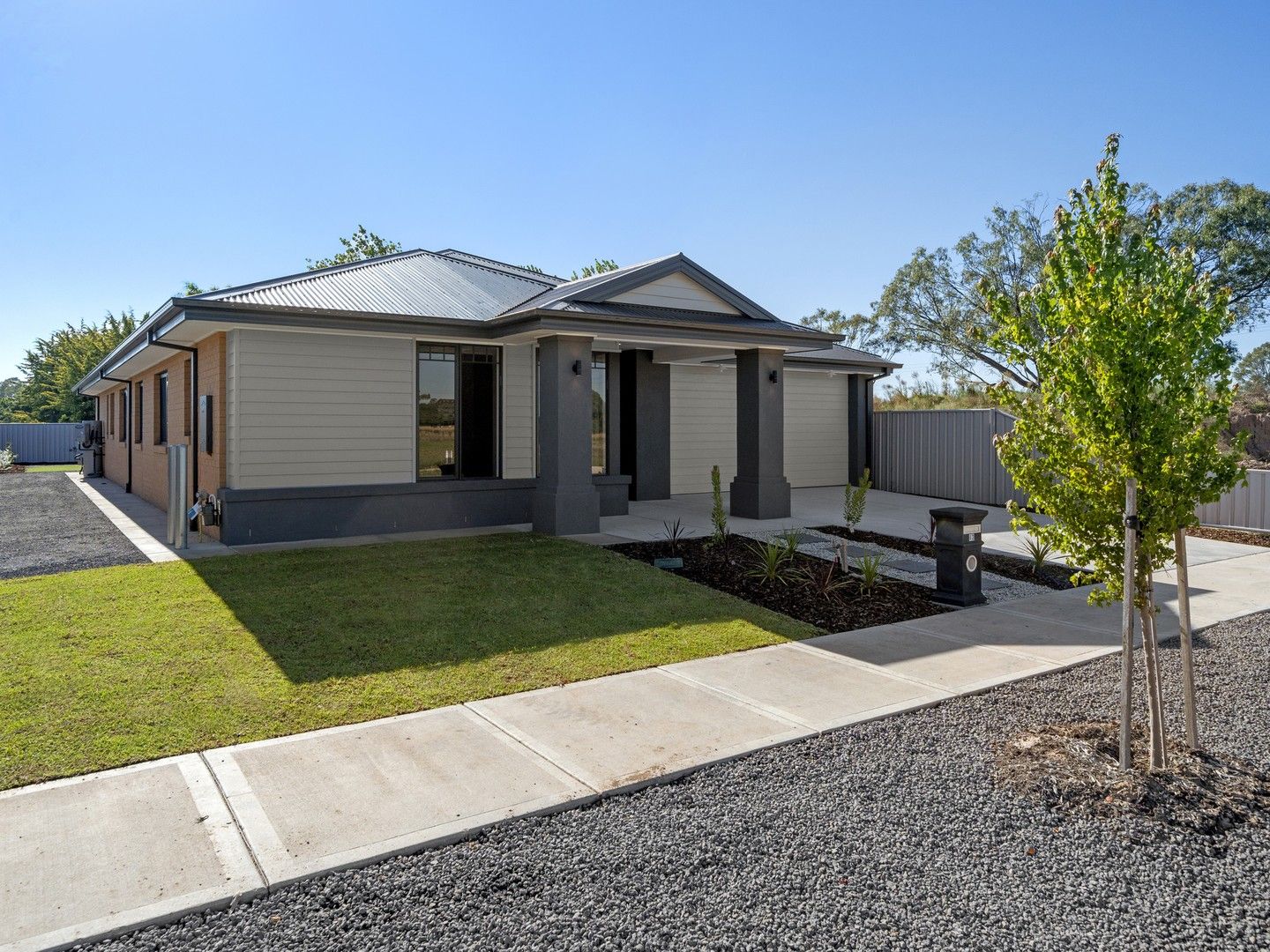 43 Senator Drive, Benalla VIC 3672, Image 0