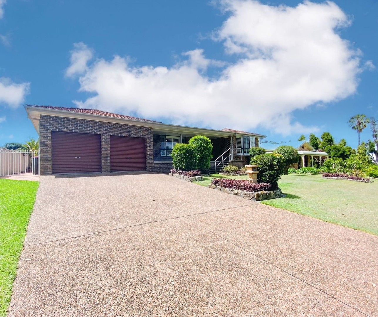 4 bedrooms House in 100 Dalveen Road LARGS NSW, 2320