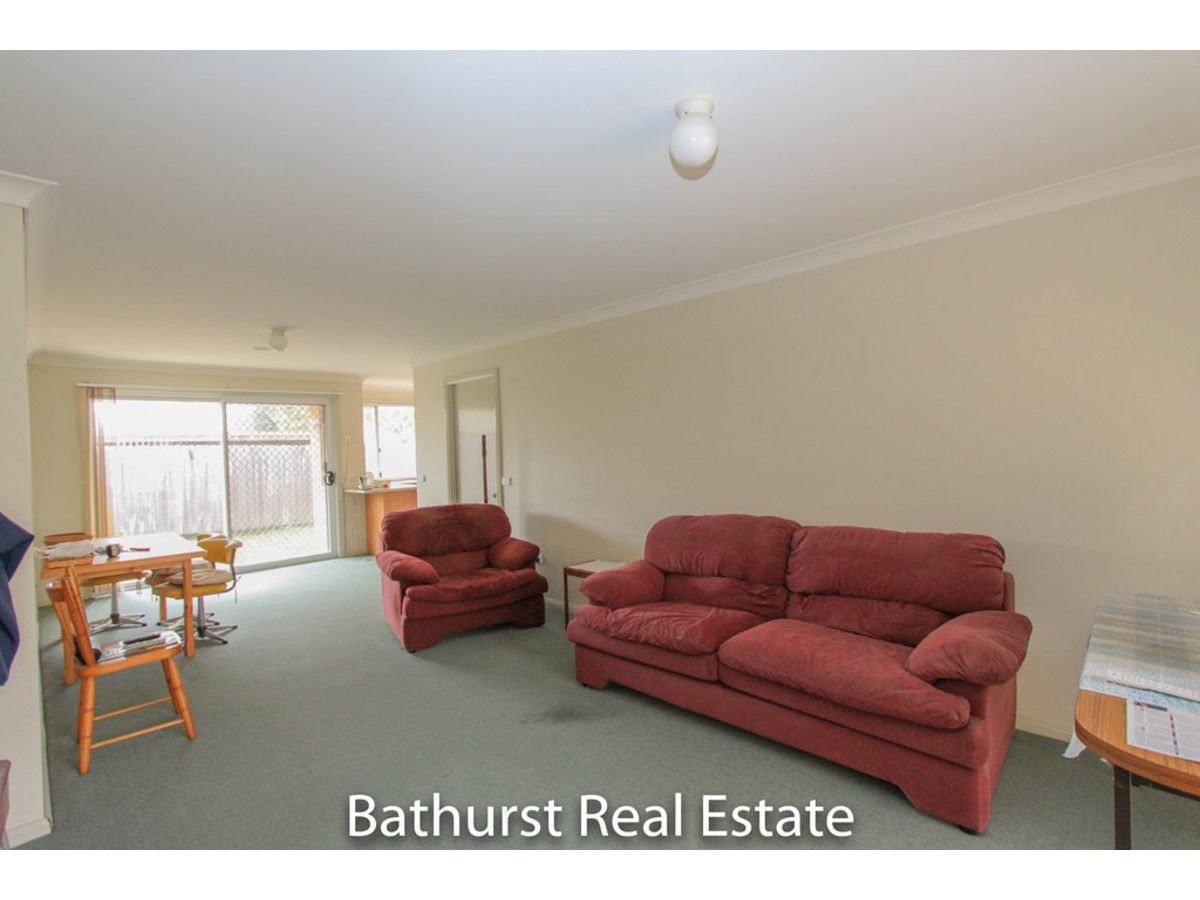 3/159A Stewart Street, Bathurst NSW 2795, Image 2