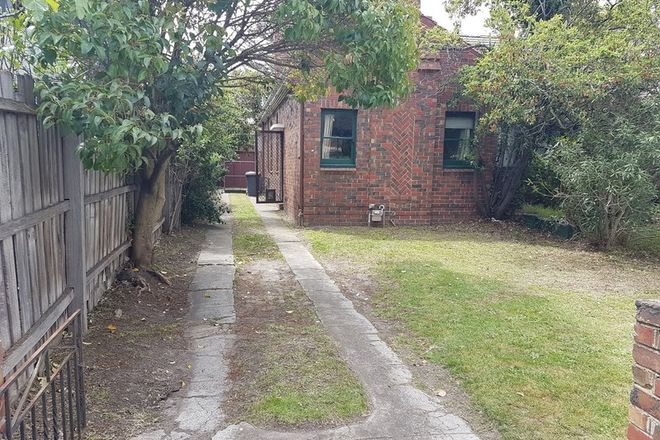 Picture of 4 Remuera Street, CAULFIELD SOUTH VIC 3162