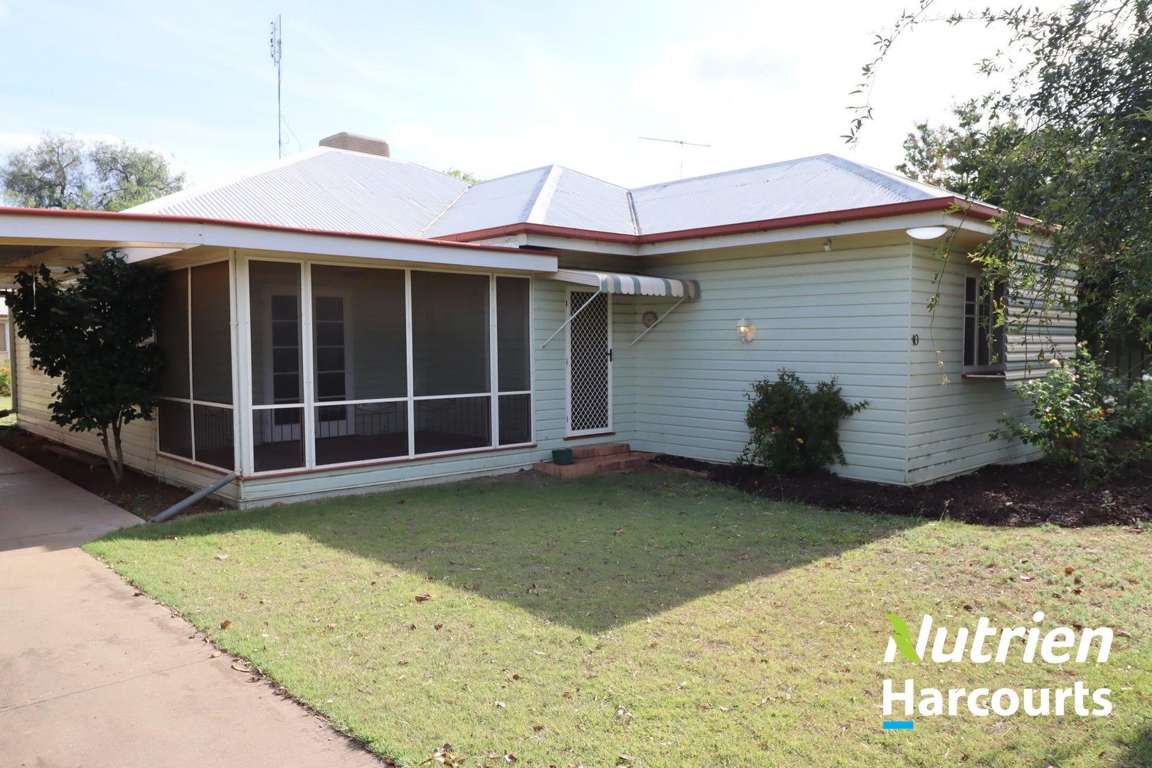 10 Glasson Street, Chinchilla QLD 4413, Image 0