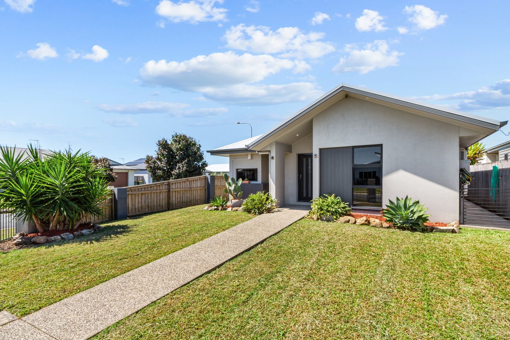 21 Trasero Lane, Beaconsfield QLD 4740, Image 2