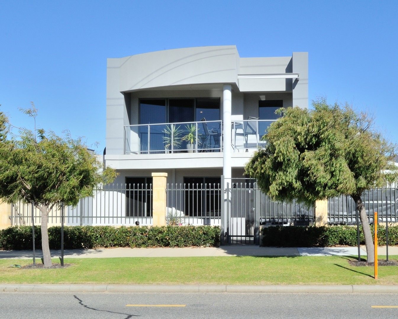 4 bedrooms House in 2/19 Malibu Road SAFETY BAY WA, 6169