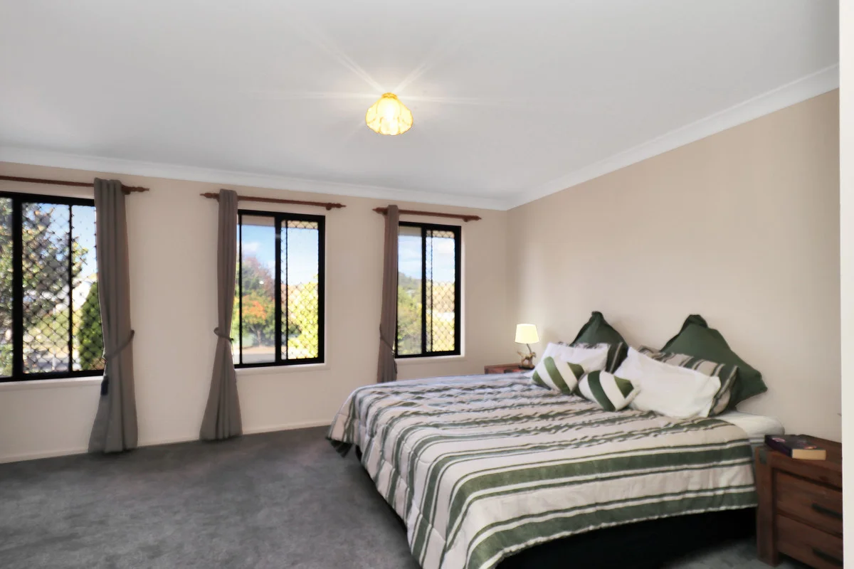 Additional image 16 of 24 Fairway Crescent, Stanthorpe QLD 4380