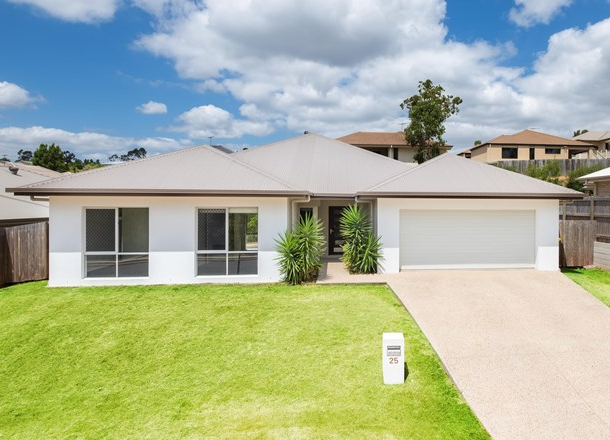 25 Foreshore Drive, Springfield Lakes QLD 4300