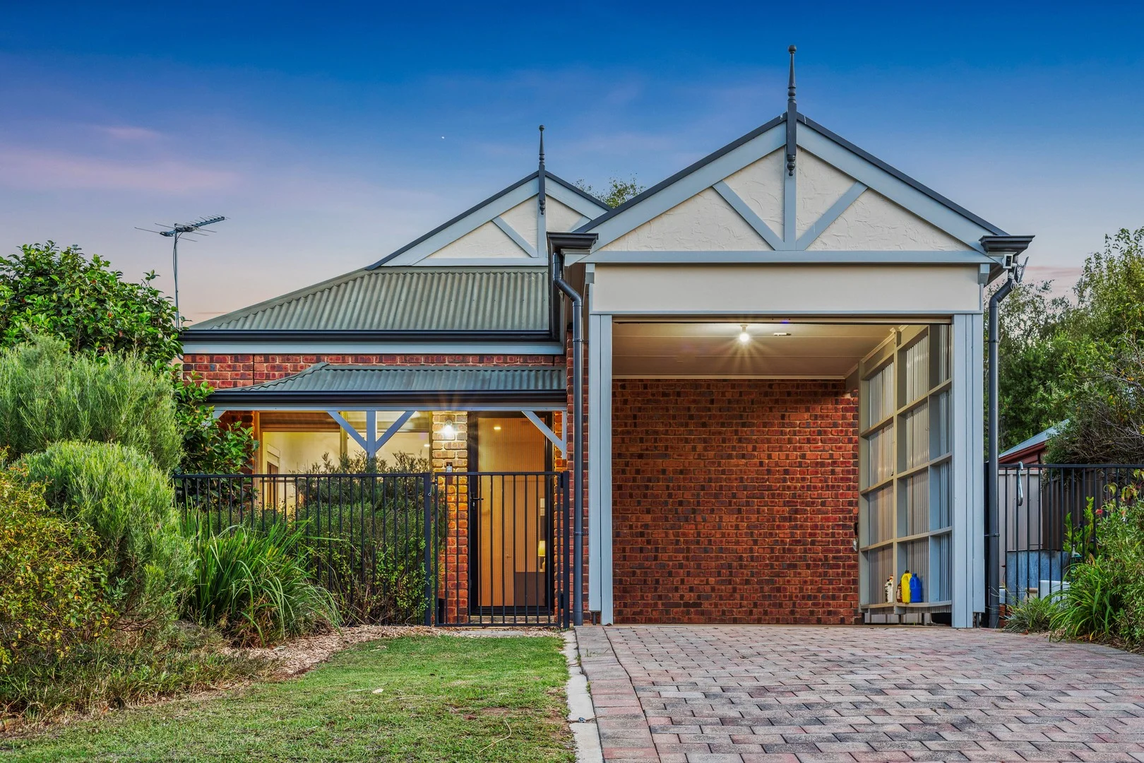 85 Hurling Drive, Mount Barker SA 5251