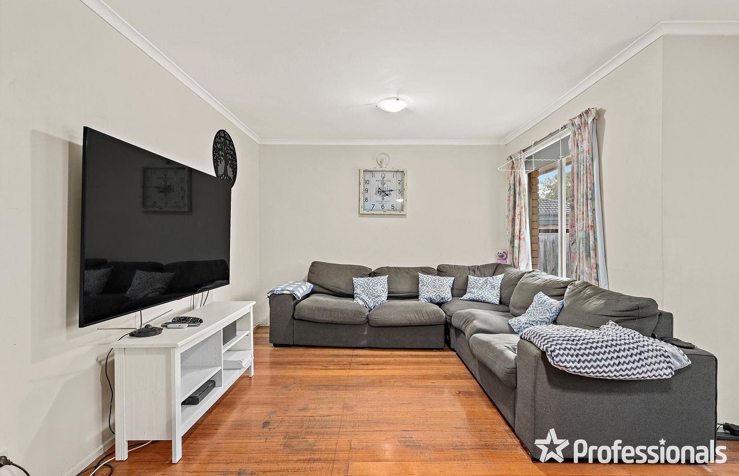 4 Gladesville Drive, Kilsyth VIC 3137, Image 1