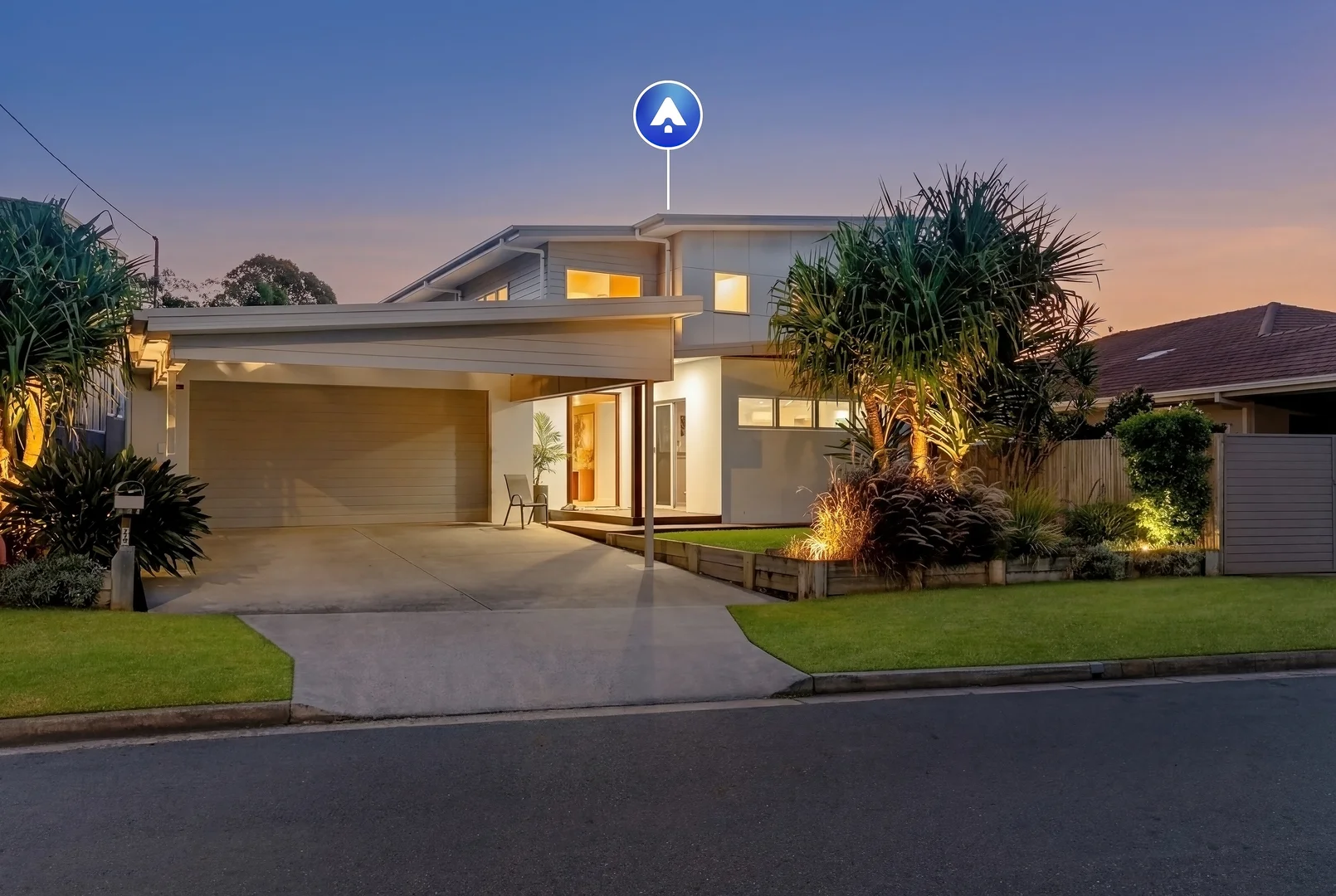 49 Kingfisher Crescent, Burleigh Waters QLD 4220