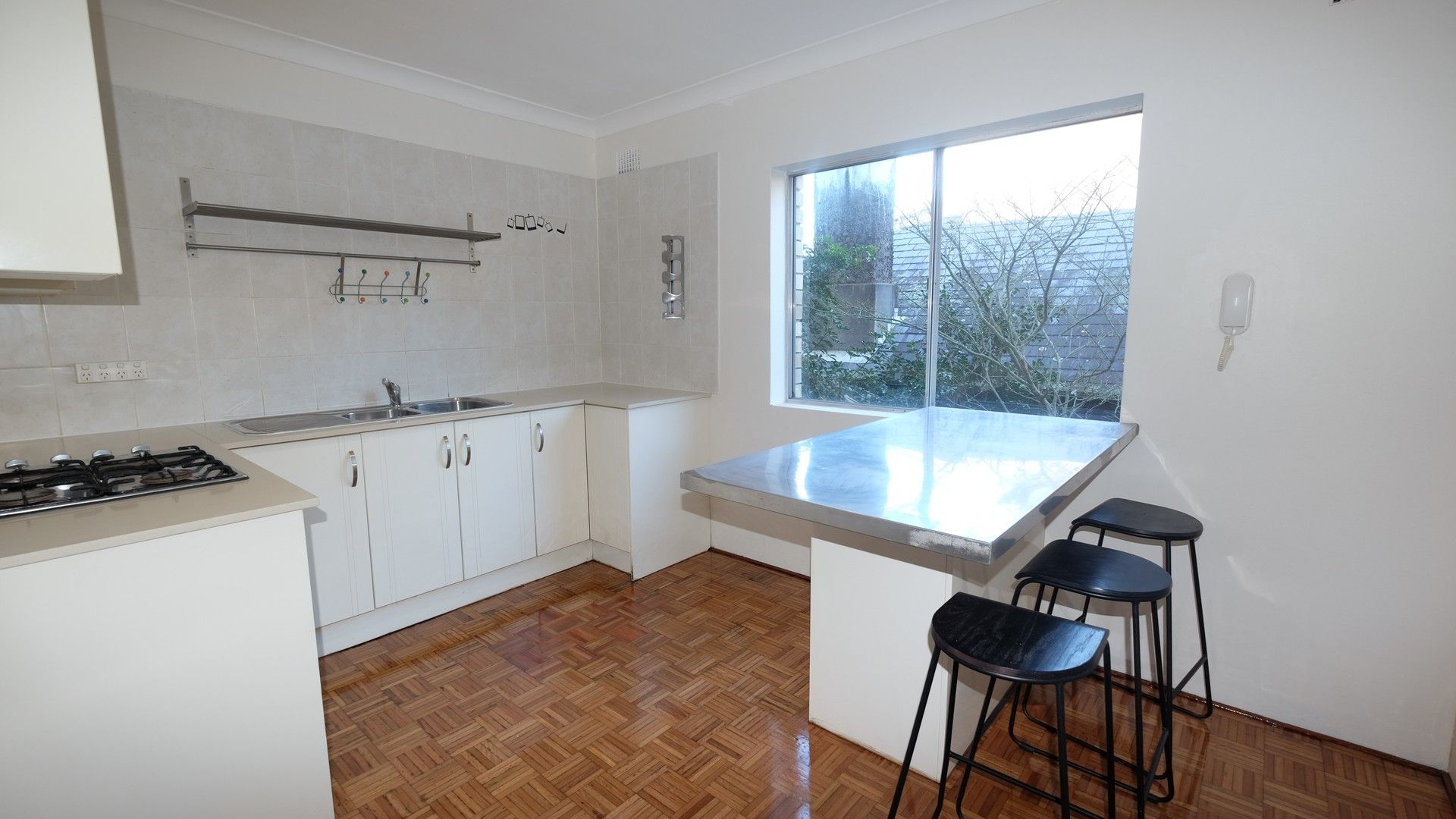 2 bedrooms Apartment / Unit / Flat in 1/9 Doncaster Avenue KENSINGTON NSW, 2033