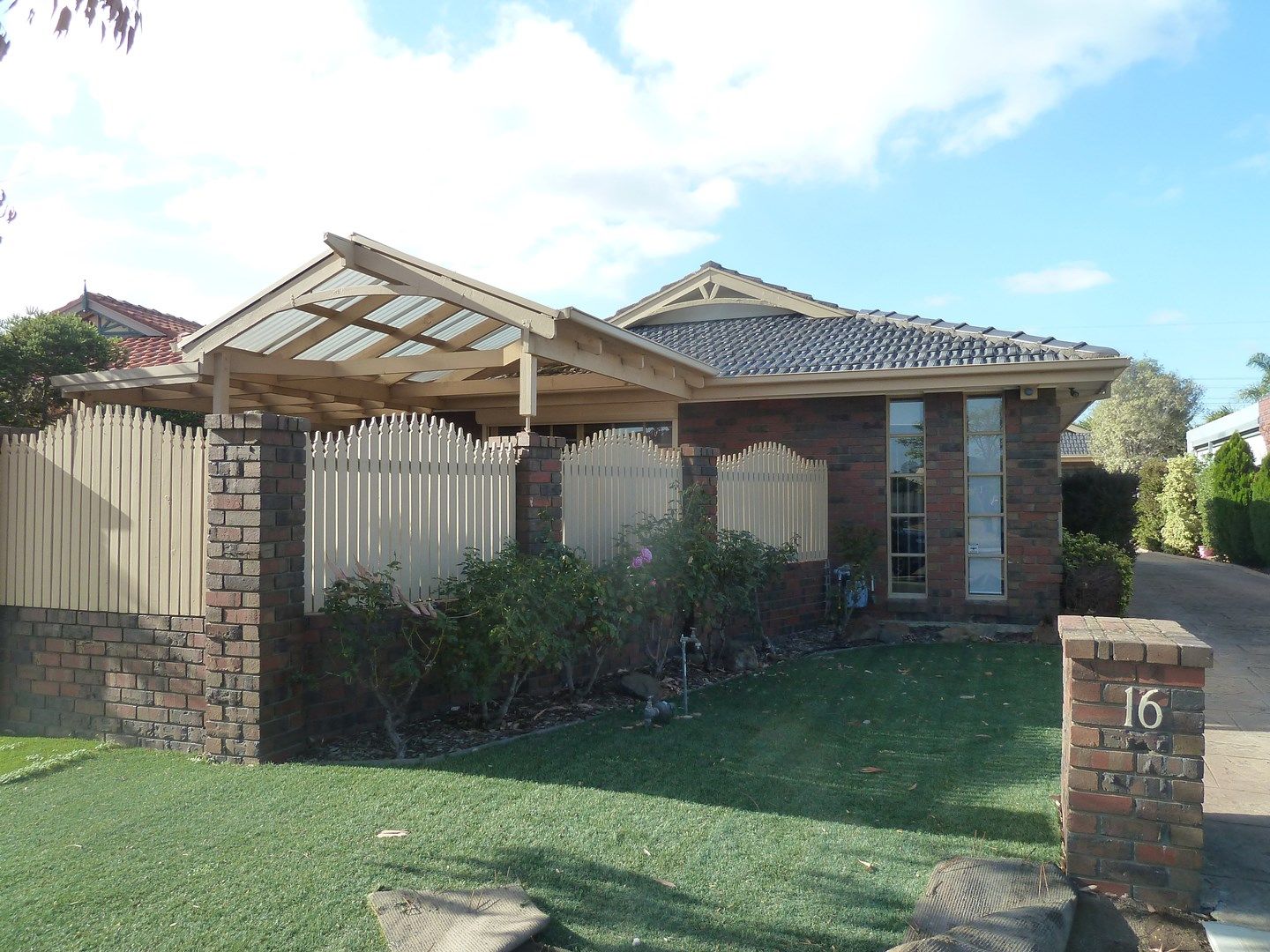 Unit 1/16 Paringa Dr, St Albans VIC 3021, Image 0