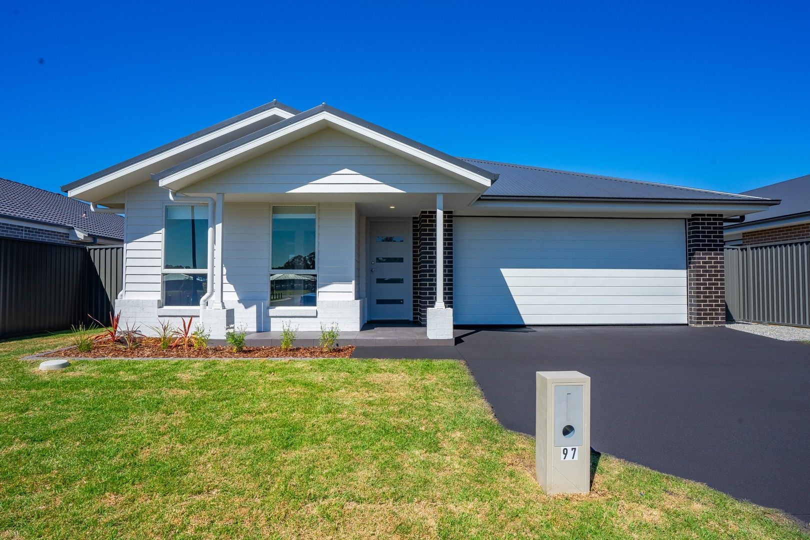 4 bedrooms House in 79 William Tester Drive CLIFTLEIGH NSW, 2321