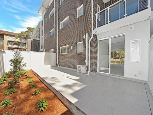 2/22 Seventh Avenue, Campsie NSW 2194