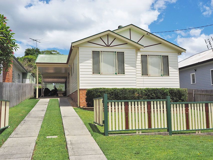49 Cameron Street West Kempsey Nsw 2440 House For Rent 370 Domain