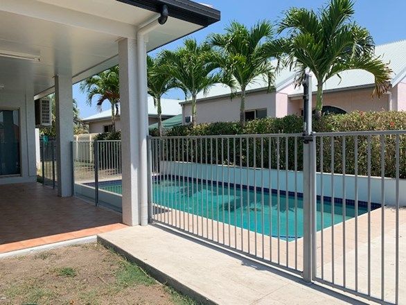 4 bedrooms House in 3 Emmet Court ANNANDALE QLD, 4814