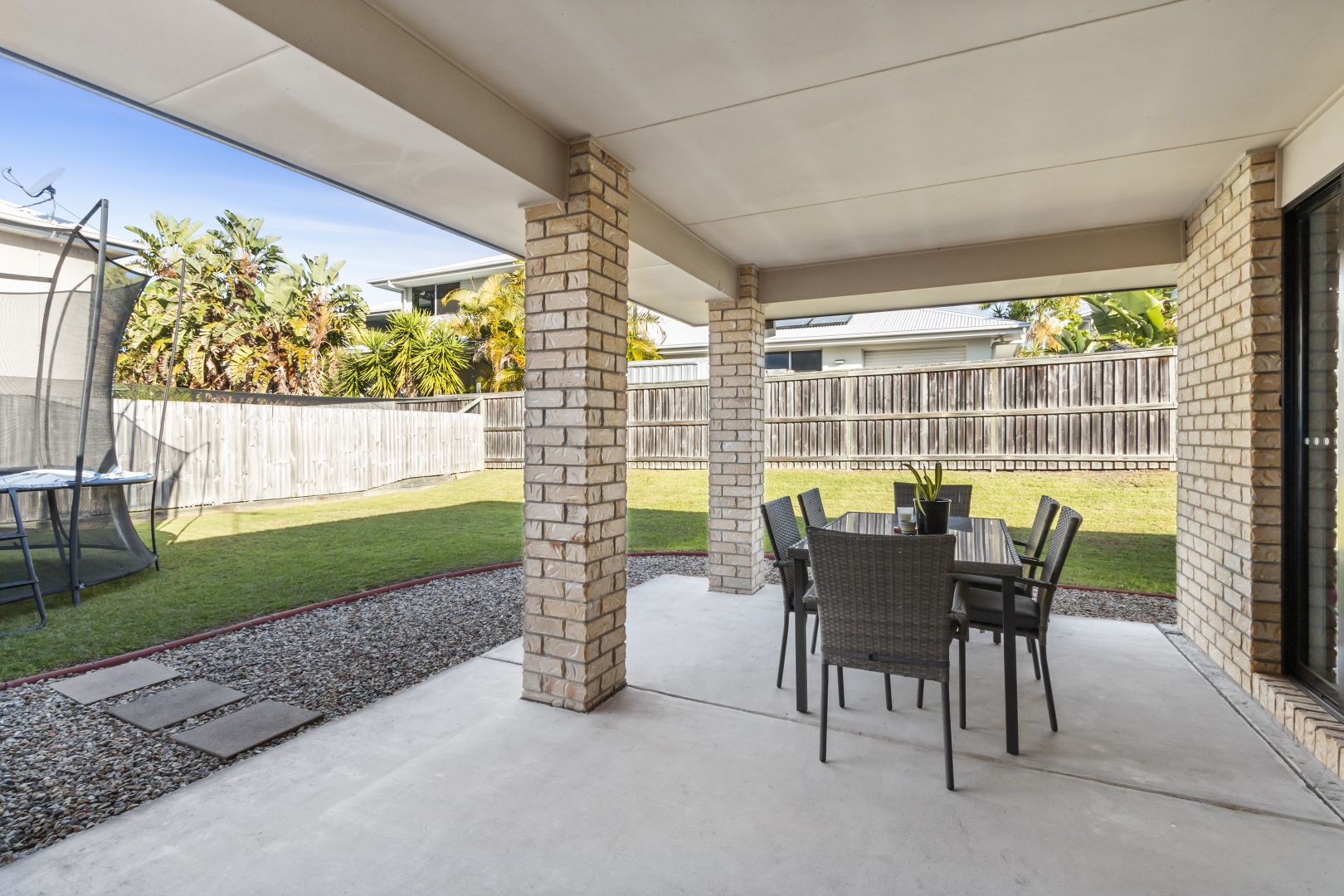 62 Behan Crescent, Wakerley QLD 4154, Image 2