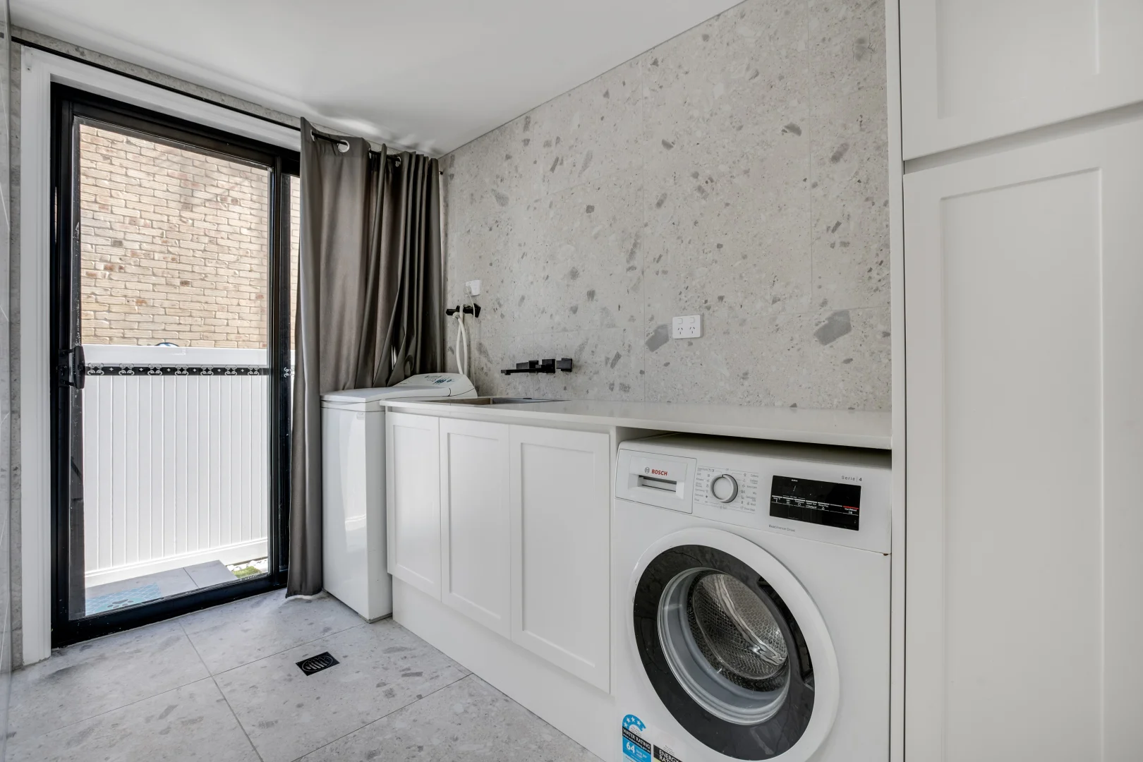 Additional image 26 of 20 Coolong Crescent, Carrara QLD 4211