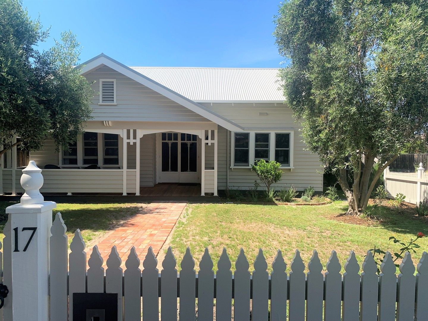 3 bedrooms House in 17 Anderson Street EAST GEELONG VIC, 3219