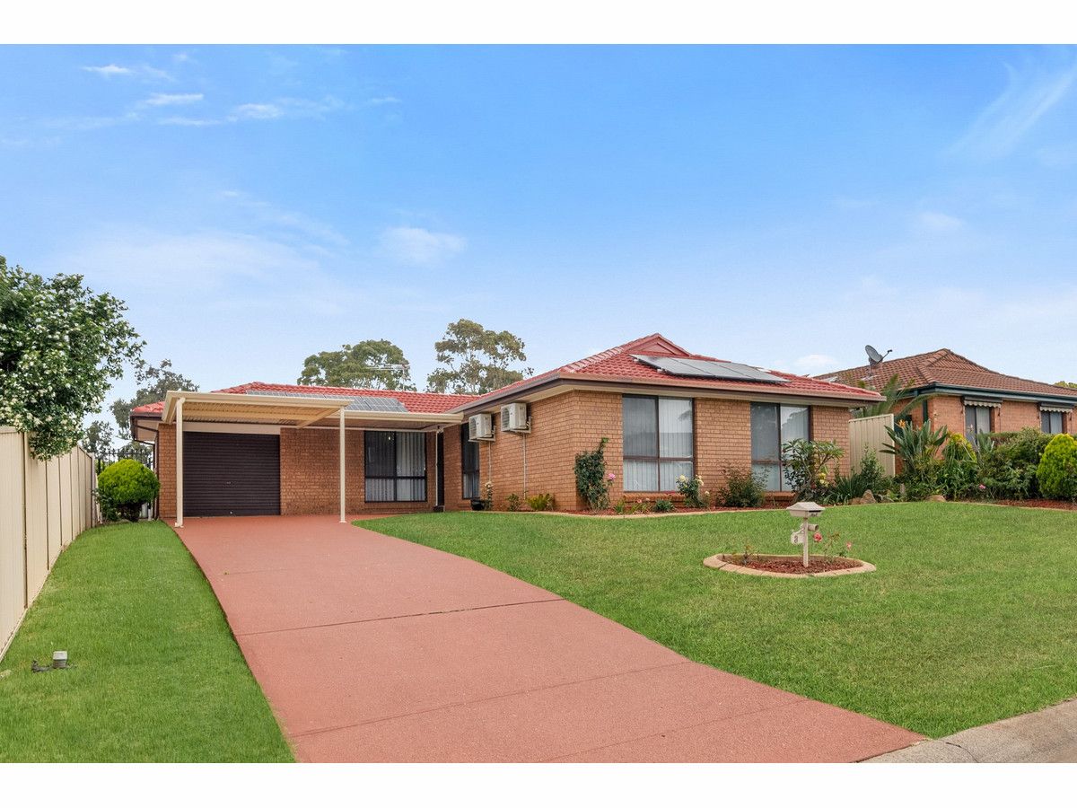 3 bedrooms House in 3 Juliet Close ROSEMEADOW NSW, 2560