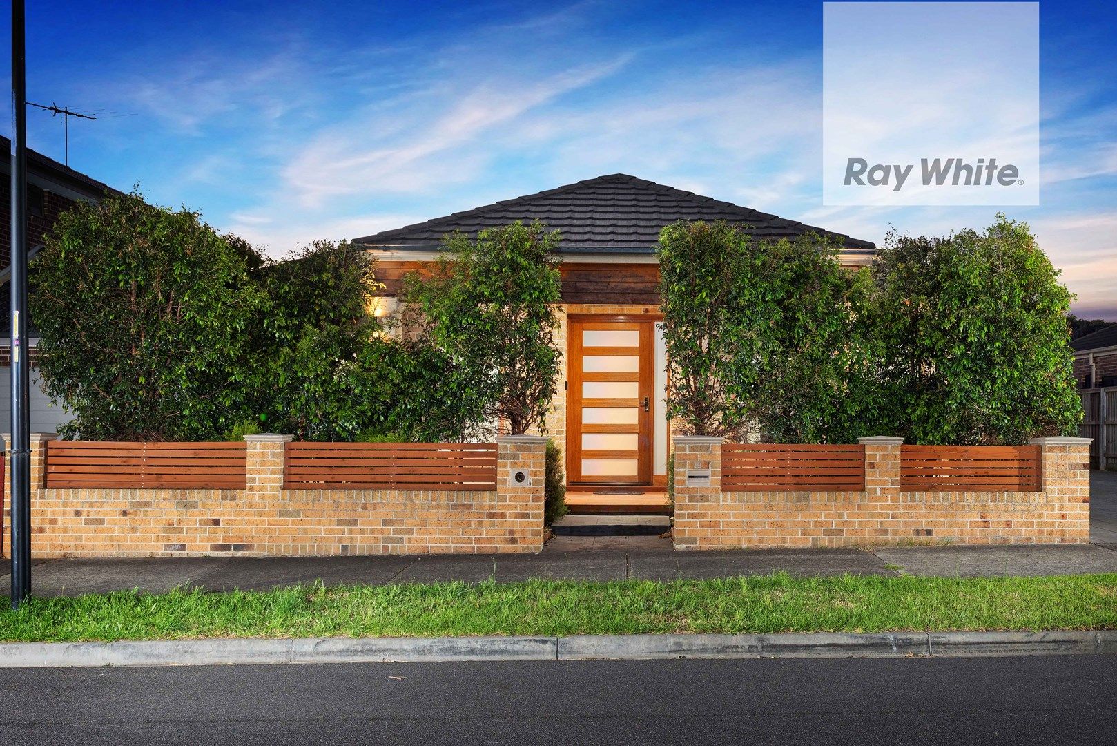 19 Daylesford Street, Epping VIC 3076, Image 0