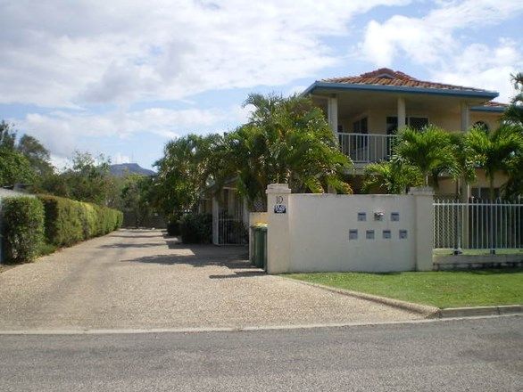 2 bedrooms Townhouse in 5/10 Vivian Street PIMLICO QLD, 4812