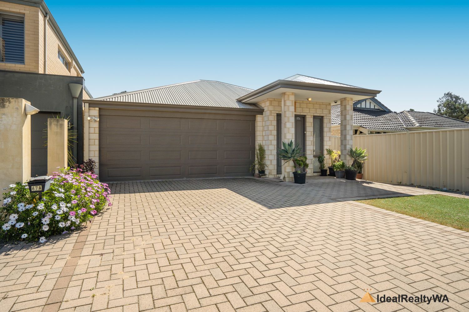 4 bedrooms House in 67A armstrong Road WILSON WA, 6107
