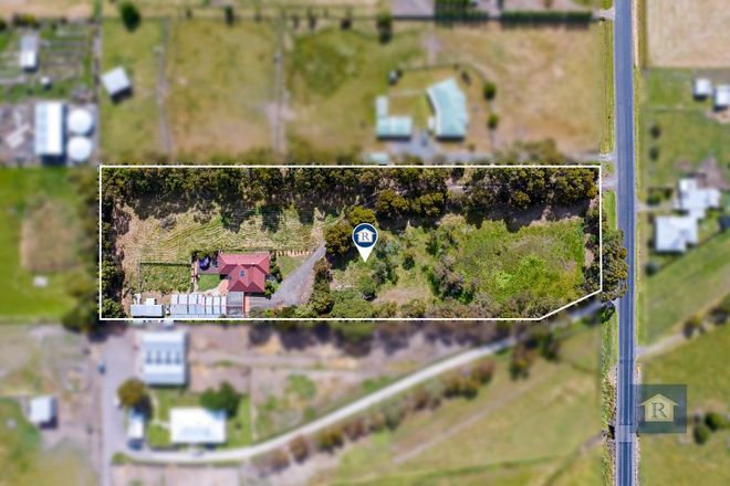 Picture of 72 Aireys Street, ELLIMINYT VIC 3250