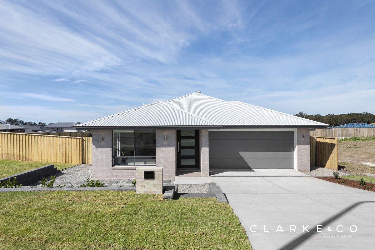 182 Settlers Boulevard, Chisholm NSW 2322, Image 0