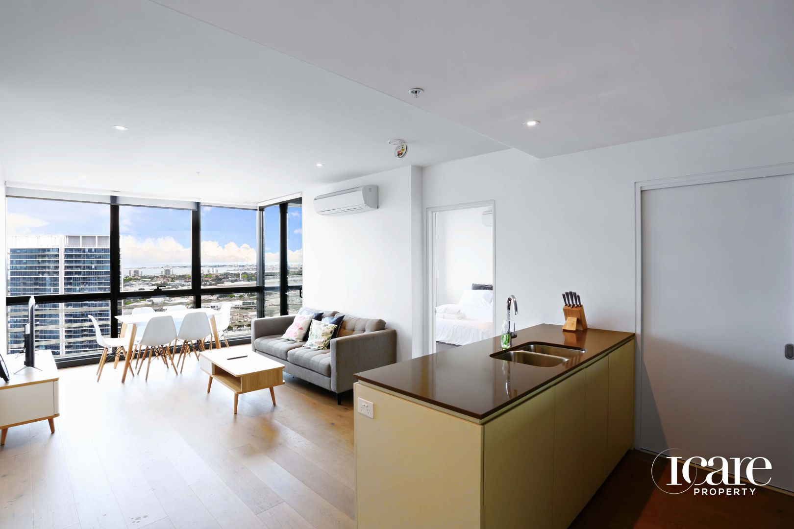 2705/883 Collins Street, Docklands VIC 3008, Image 2