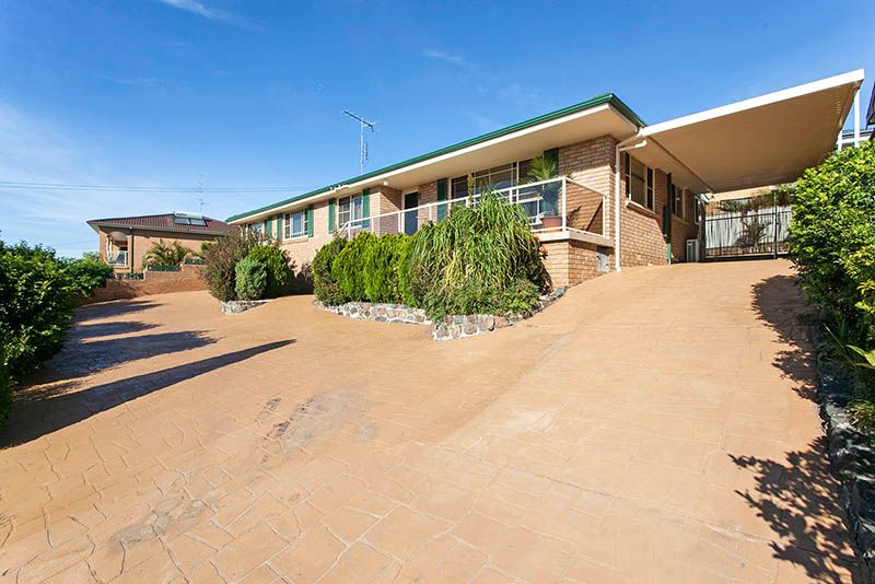 3 Porter Avenue, Mount Warrigal NSW 2528 House For Rent 650 Domain